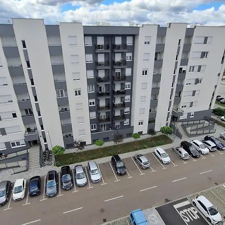 Stan Na Dan Banjaluka Ada 3 דירה Rebrovac