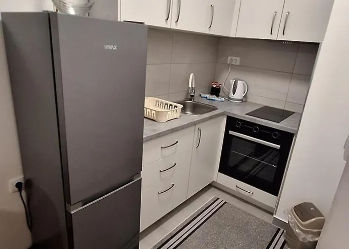 Stan Na Dan Banjaluka Ada 3 Apartamento